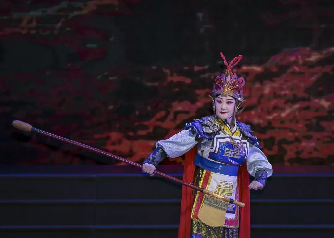 殷都区新编豫剧《妇好》隆重首演