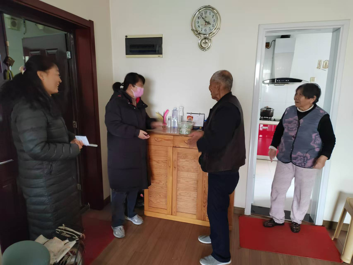 “饺子飘香 温暖冬至”