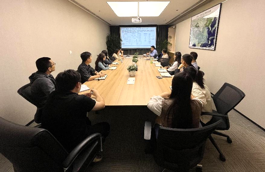 绿能科技召开新能源产业及产业招商培训讲座