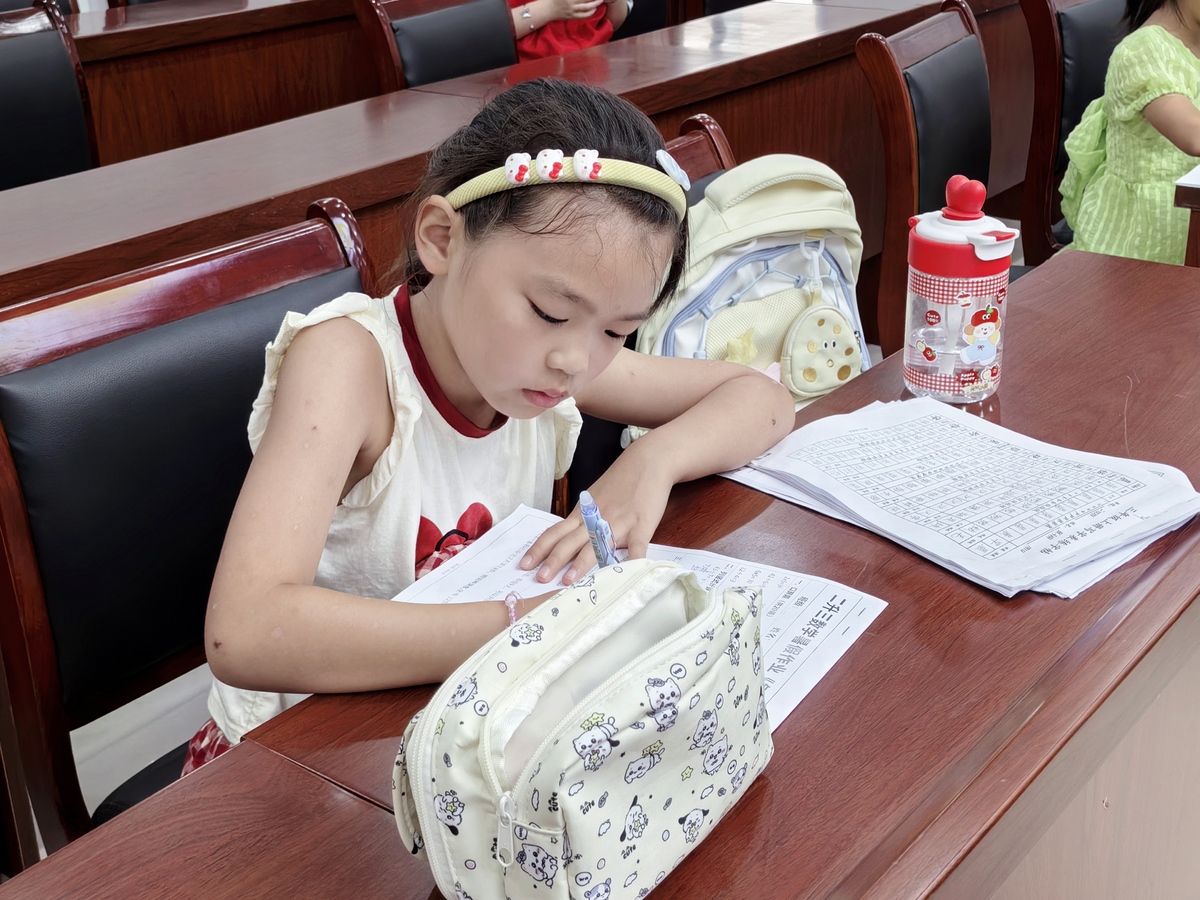 快乐成长·安全相伴 ——龙王办事处社工站公益暑托班正式开班