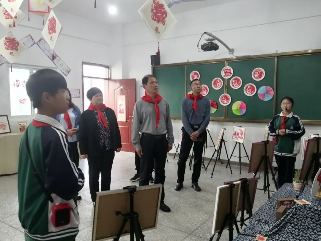 区领导“六一”前夕看望慰问少年儿童