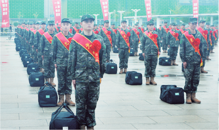 晨霧輕拂惜留別 男兒有志赴軍營