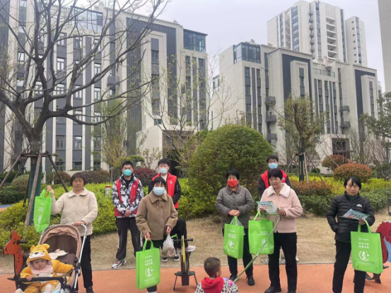郑港办事处开展优生优育主题宣传月活动
