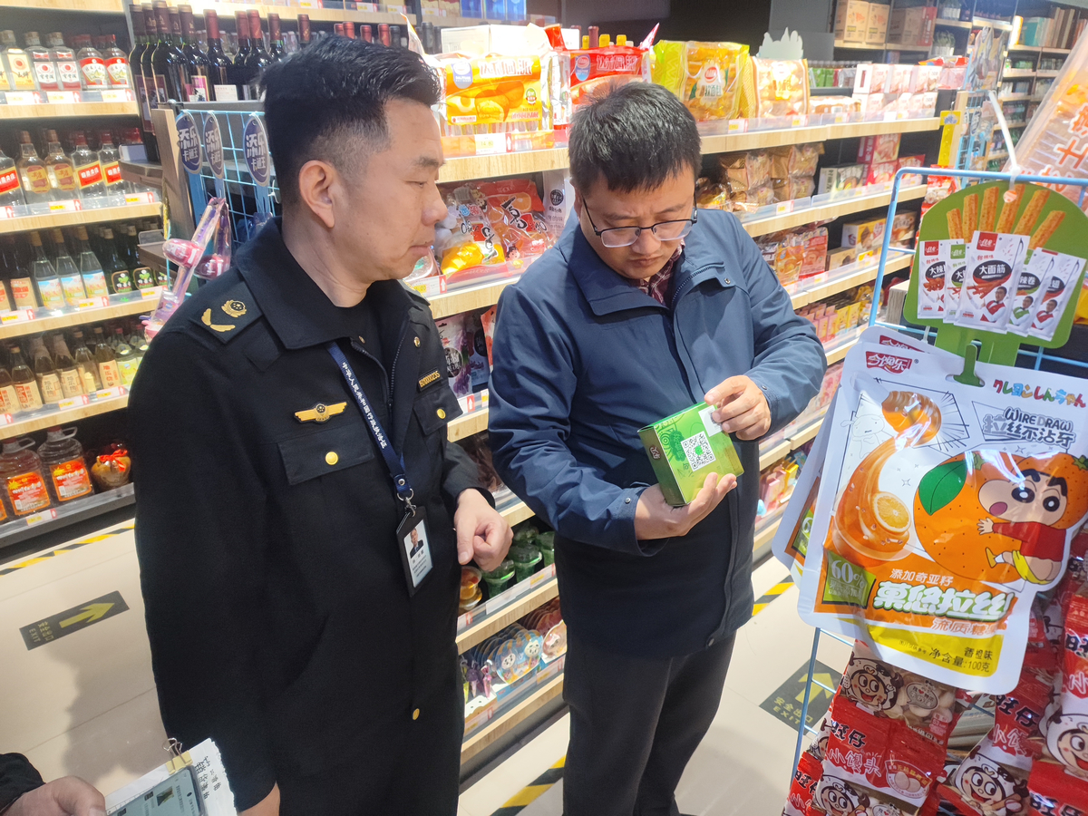 龙王办事处 压实安全责任扎实推进食品安全督导工作