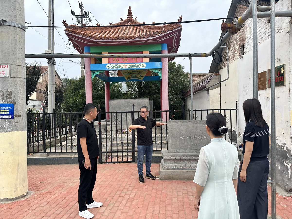 华龙区文广体旅局副局长于振锋督导高温汛期文物安全工作