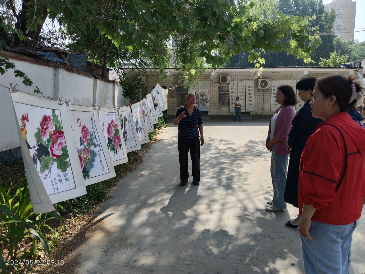 殷都区文化馆开展“张振河书画展”活动