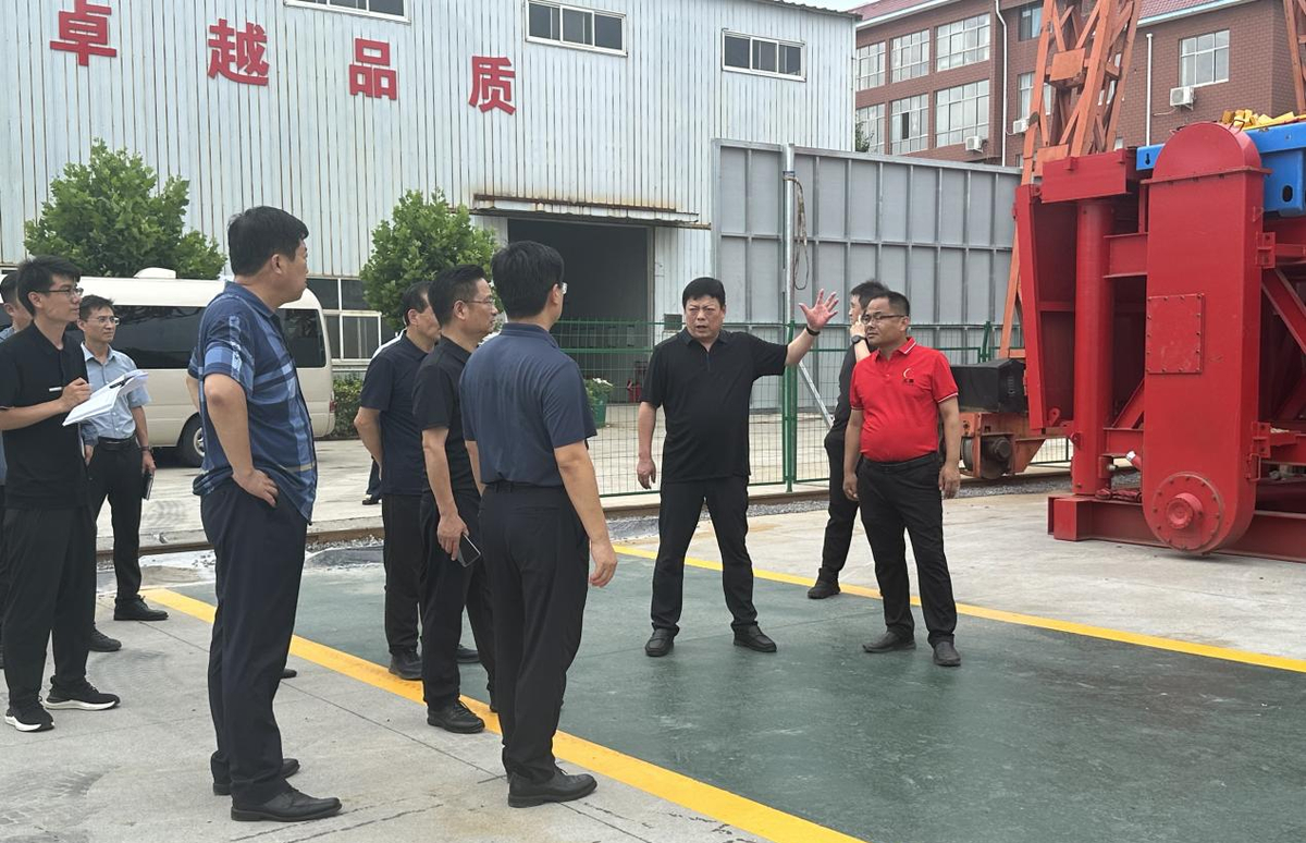 华龙区委书记丁国梁调研我区重点项目