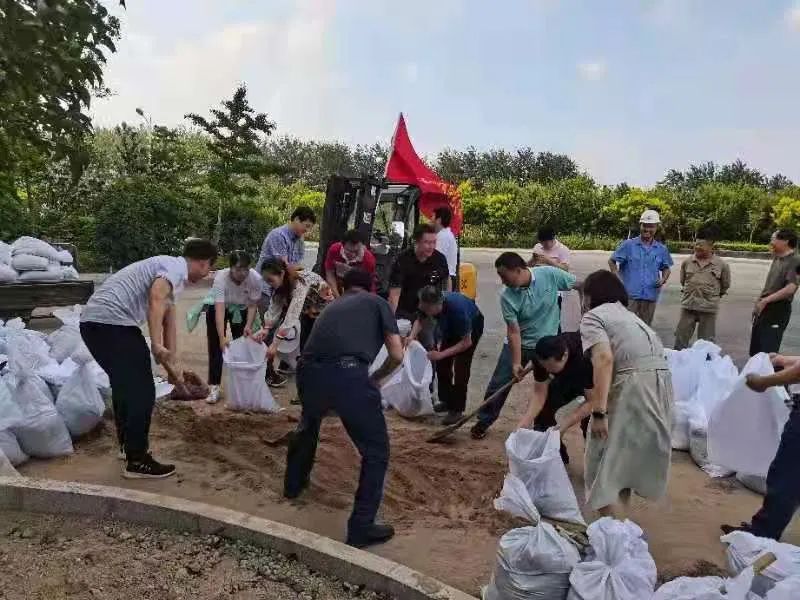 安阳高新区引爆“红色引擎”  激发“高新动力”