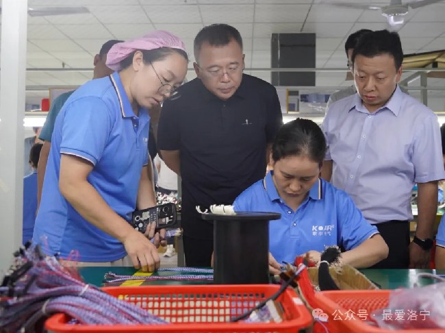 王瑞调研县先进制造业开发区高质量发展工作