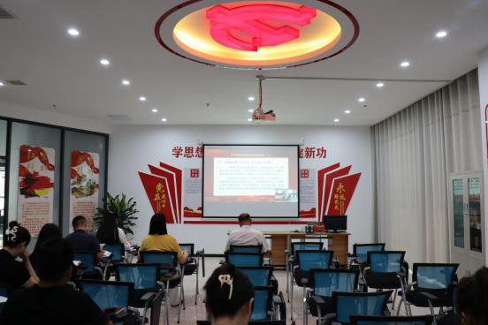 电商园党支部组织召开党员大会暨6月份“主题党日”活动