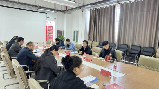 电商园与濮阳人才集团开展合作洽谈会