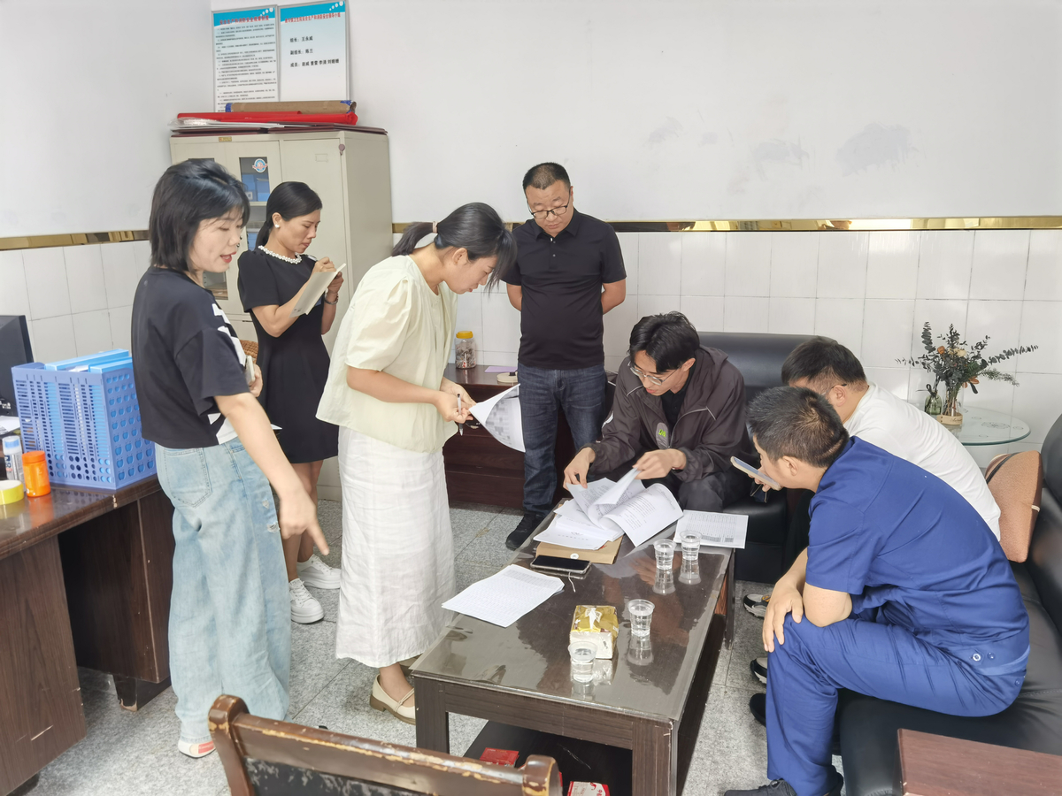 殷都区卫健委联合住建局、消防救援大队 督导检查