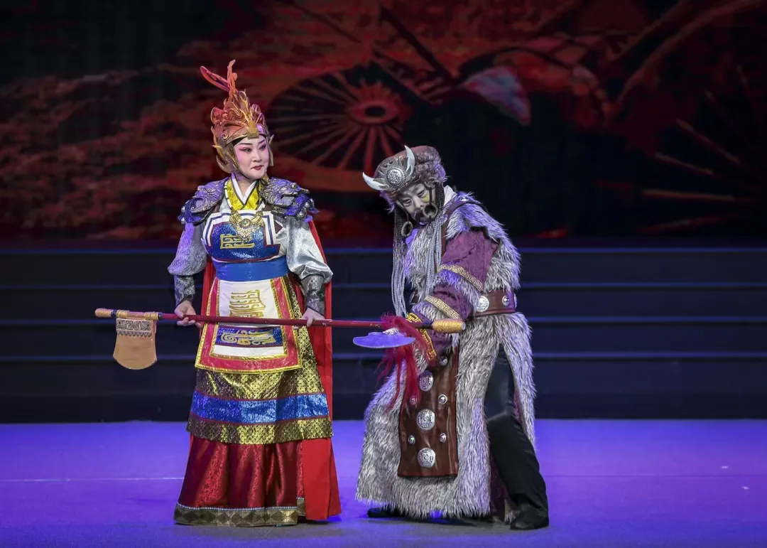 殷都区新编豫剧《妇好》隆重首演