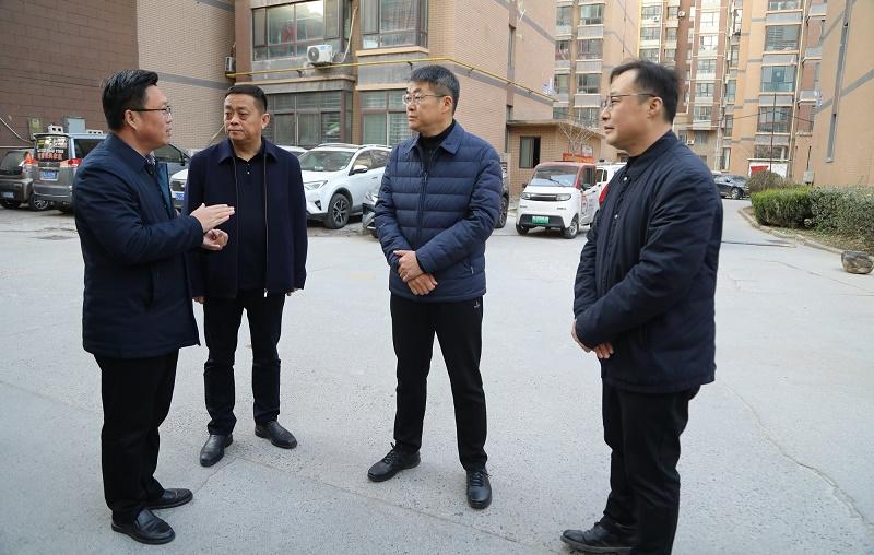 县长魏志峰调研高层建筑消防安全工作