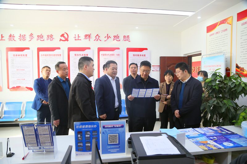 县委书记邵平到基层一线调研主题教育工作