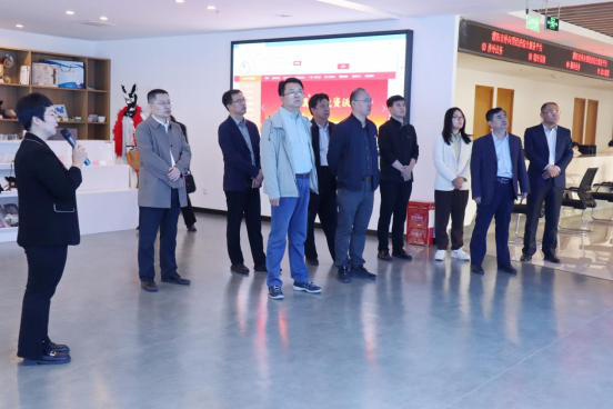 省发改委智慧岛考核组莅临电商园进行实地考核