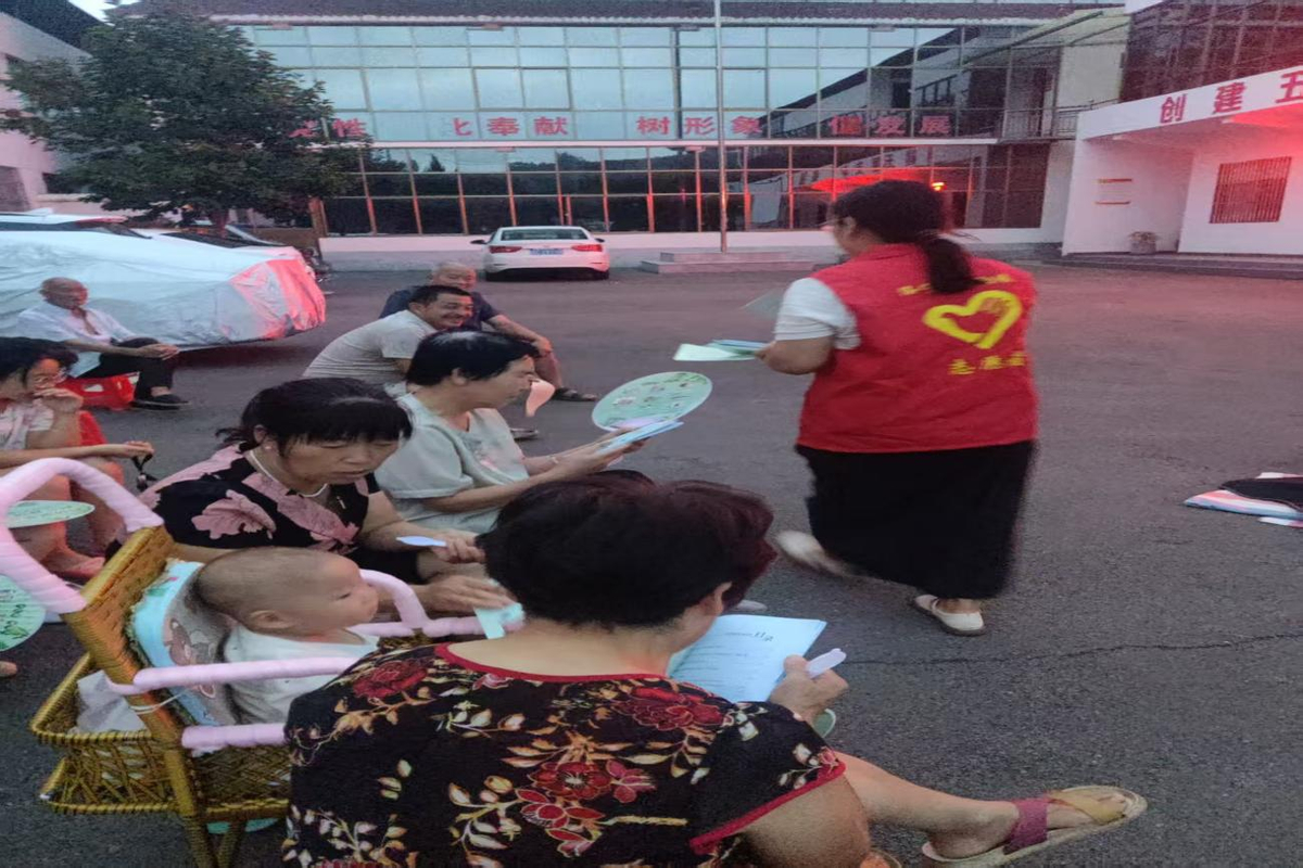 景阳镇开展“洛书理韵”理论宣讲+公益电影放映活动