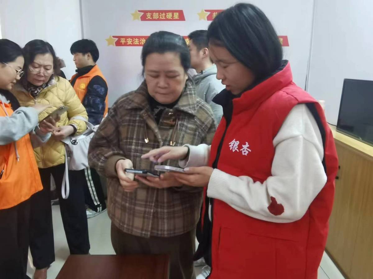 　御景园社区 开展“志愿新征程 建功新时代”学雷锋志愿活动