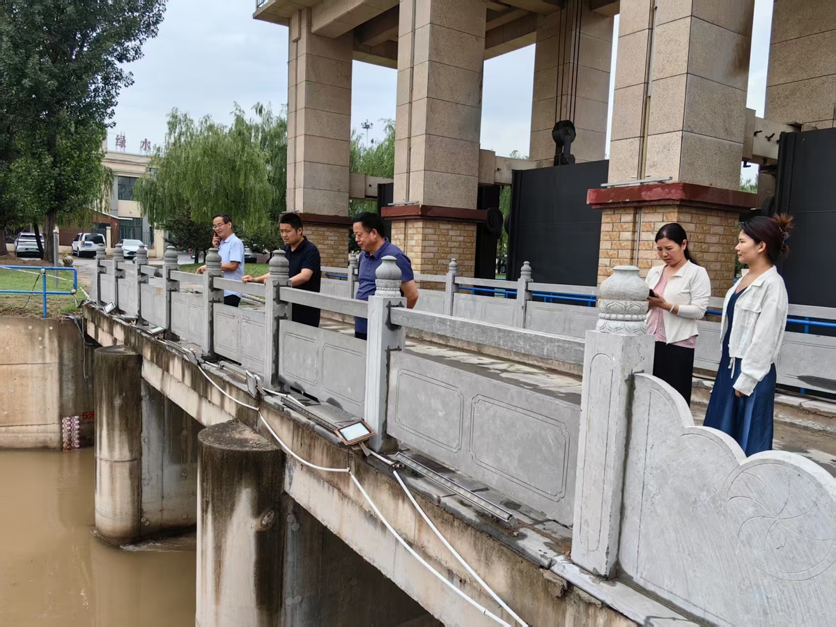 华安办第一总河长、华安街道党工委筹备组组长到引黄入冀补淀工程总干渠（华安段）、濮上河（华安段）开展巡河巡查