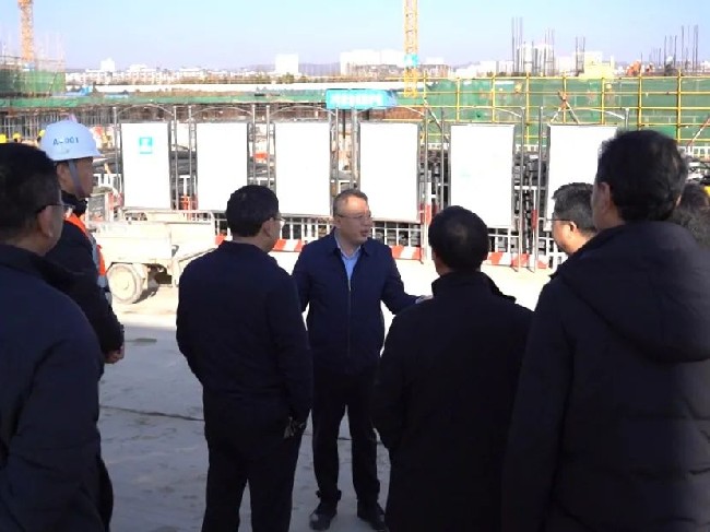 王瑞带队督导调研重点项目建设