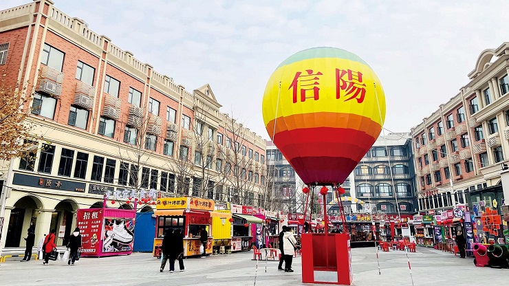 【暖暖春节幸福年】市中心城区节前消费旺 市场活力足