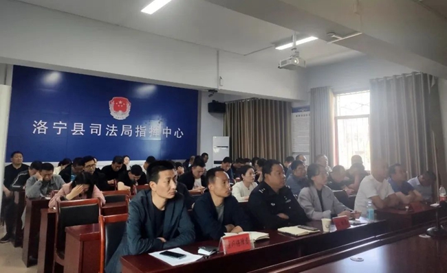 我縣組織全縣行政執(zhí)法部門參加全國(guó)學(xué)習(xí)貫徹習(xí)近平法治思想強(qiáng)化行政執(zhí)法能力建設(shè)專題視頻培訓(xùn)班
