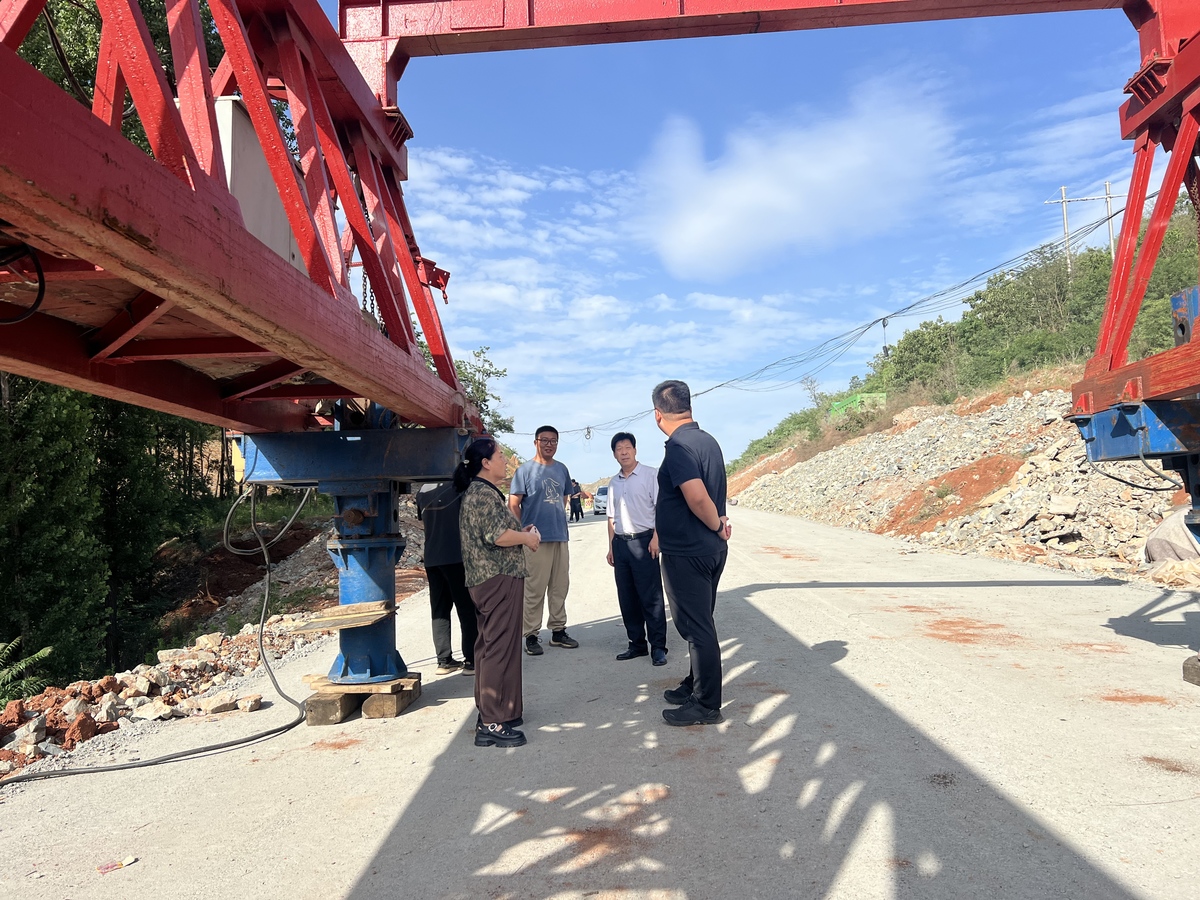 民有所呼，我有所应——下峪镇对道路建设纠纷开展现场协调化解