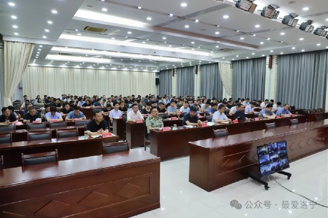 全县群众身边不正之风和腐败问题集中整治工作推进会召开