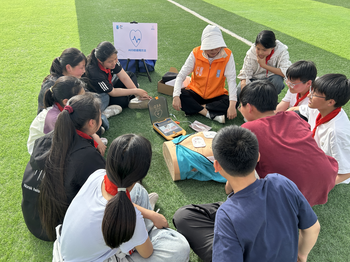 八千办事处开展“未爱护航，与爱童行”儿童生存训练营活动