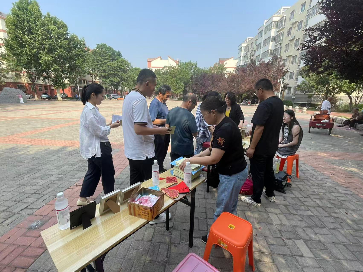 非遗文化进社区 传统技艺焕新彩