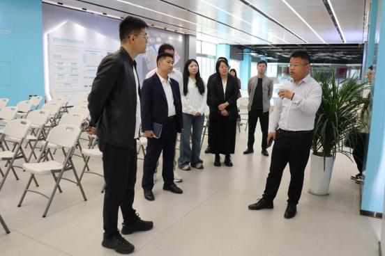 濮阳盛基实业发展有限公司副总经理许仕腾一行莅临园区参观交流