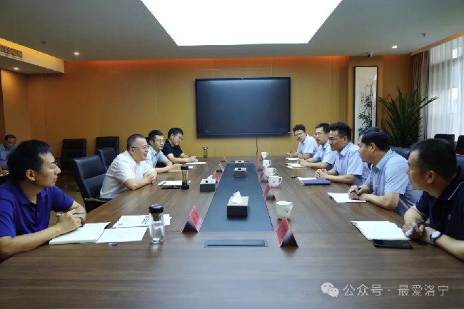 王瑞分别会见中原银行洛阳分行负责人和企业客商