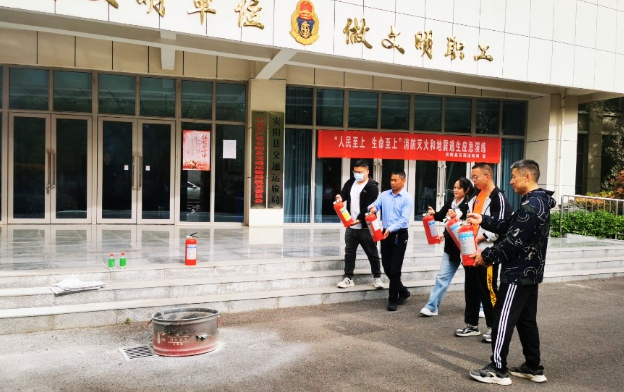 安阳县交通运输局开展消防安全专题培训及灭火逃生应急疏散演练