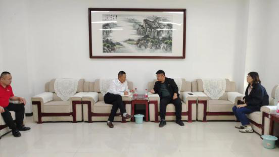 濮阳市商业促进会会长李文磊莅临电商园参观考察