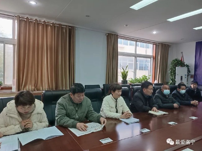 洛寧縣文藝界學(xué)習(xí)貫徹落實(shí)洛陽市宣傳部長工作會(huì)議和縣“兩會(huì)