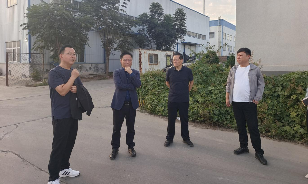 区长梅兴秦实地调研我区重点项目建设情况