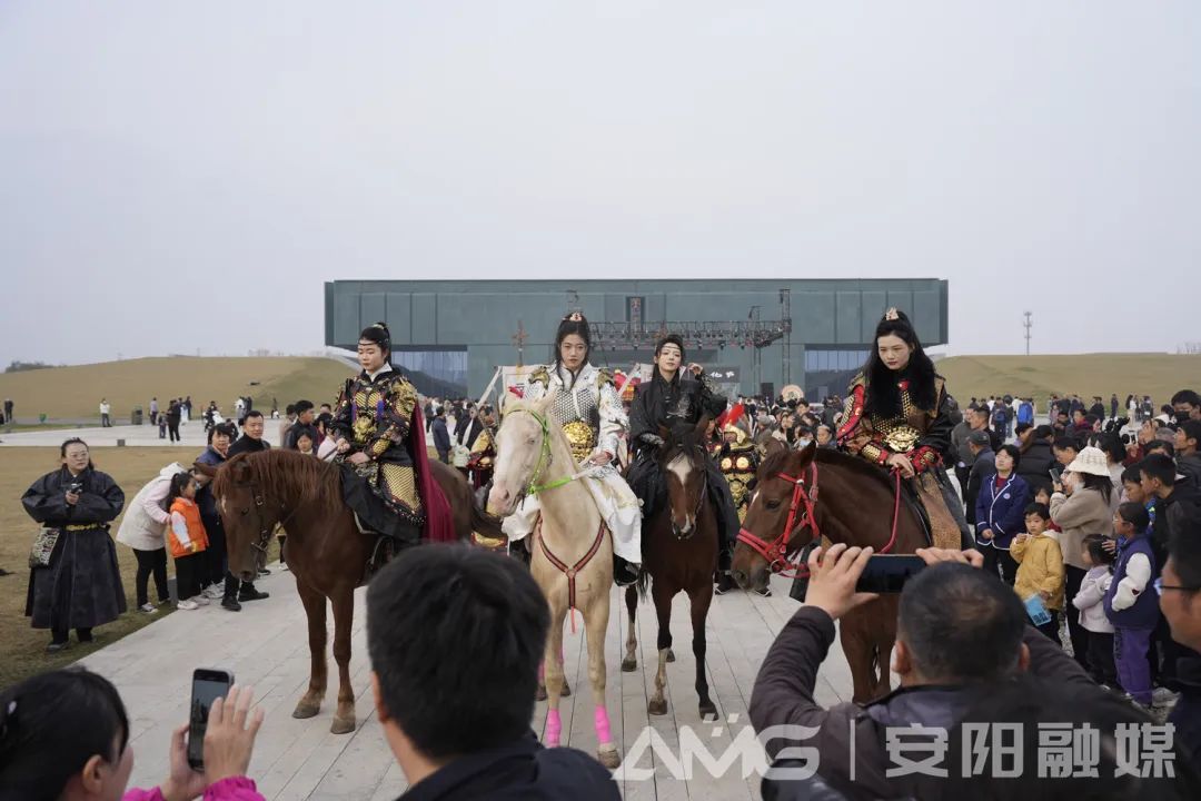 河南省“汉服出行日”开幕式暨“大邑商文化节”在安阳举行