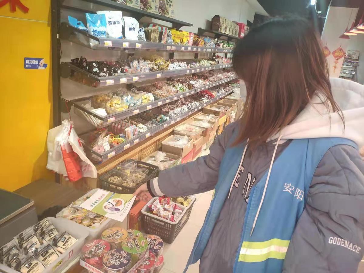 安阳市殷都区清风街道开展食品安全宣传活动